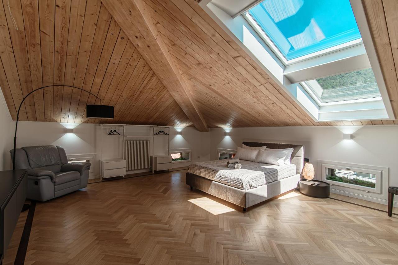 Attic 64 - The House Of Travelers Apartment Como Exterior photo