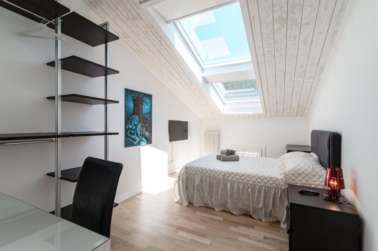 Attic 64 - The House Of Travelers Apartment Como Exterior photo